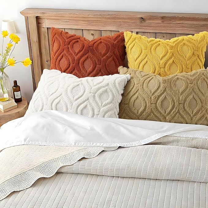 decorUhome Throw Pillow Covers 18x18 Inch Set of 2, Soft Plush Faux Wool Rust Solid Couch Pillow Covers, Accent Farmhouse Neutral Square Pillow Cases for Sofa Bed Living Room