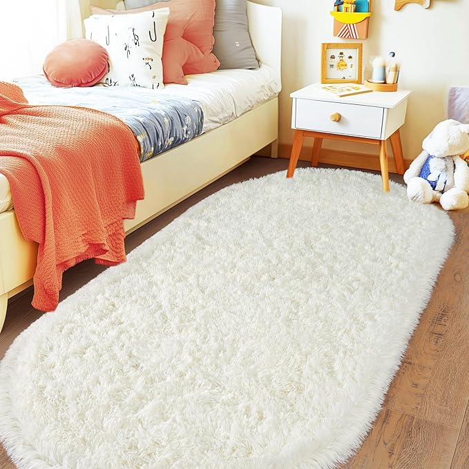Pionblank Fluffy Oval Rug for Bedroom 3.3x6.2, Shag Throw Rugs for Bedside, Ultra Soft Cute Plush Carpet for Girls Boys Room Living Room Nursery Dorm Home Decor, Cream White