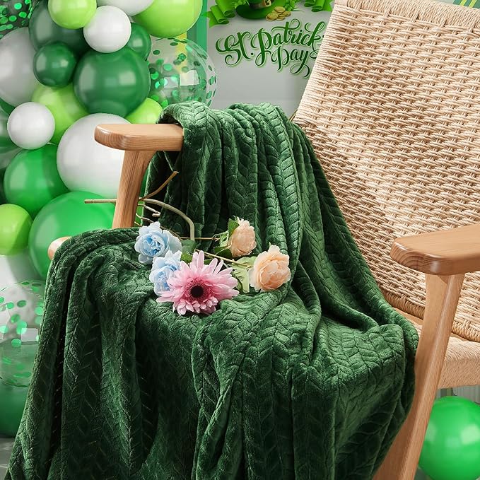 inhand Fleece Twin Blanket for Bed Green Throw Blanket for Couch Super Soft Cozy Warm Blankets and Throws Lightweight Fuzzy Large Blanket for Sofa Bed Office,60x90 inches