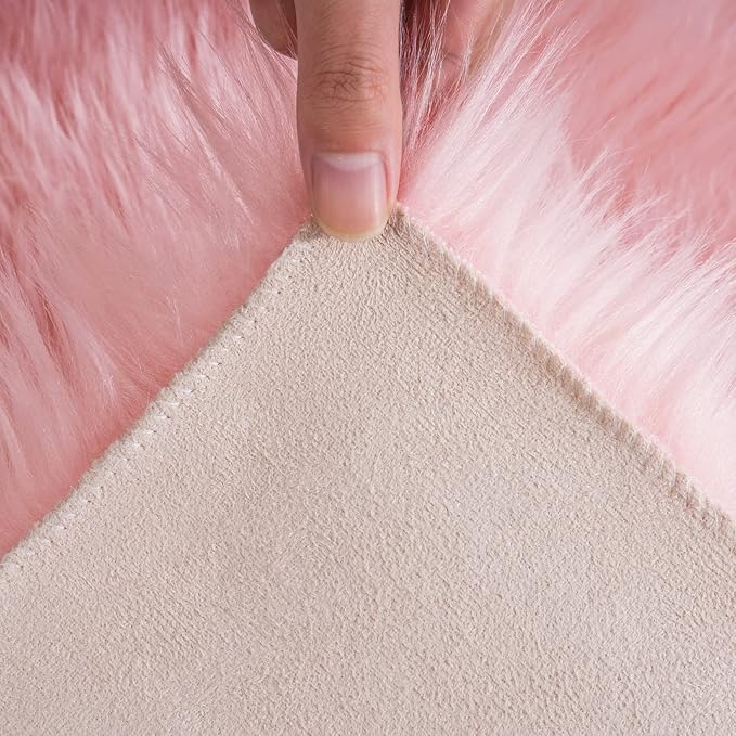 Ciicool Faux Sheepskin Rug Soft Faux Fur Rugs Pink Fluffy Rugs Chair Couch Cover Cute Fuzzy Rug for Girls Bedroom Floor Sofa Living Rroom 2x3 Feet