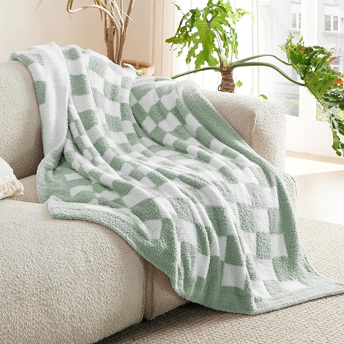 Bedsure GentleSoft Checkered Twin Blanket for Couch - Super Soft Cozy & Warm Knit Throw Blanket, Breathable, Lightweight & Fluffy Plaid Blanket for Bed, Sofa, Gifts for Women Men, Green, 60x80 Inches