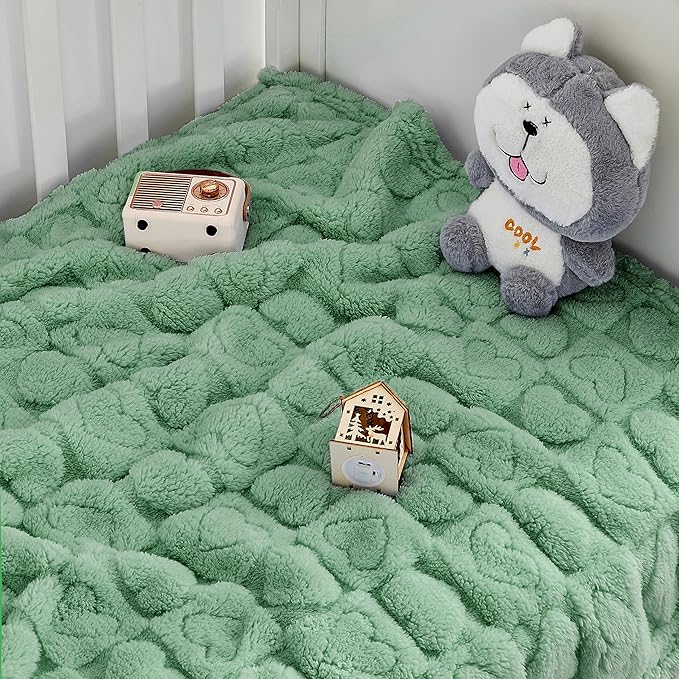 Yurhap Fleece Baby Blanket Heart Checkered, Ultra Soft Cozy Baby Blankets for Boys Girls, Fluffy Infant Toddler Newborn Receiving Gifts for Crib Stroller 30"x40" (Sage Green)