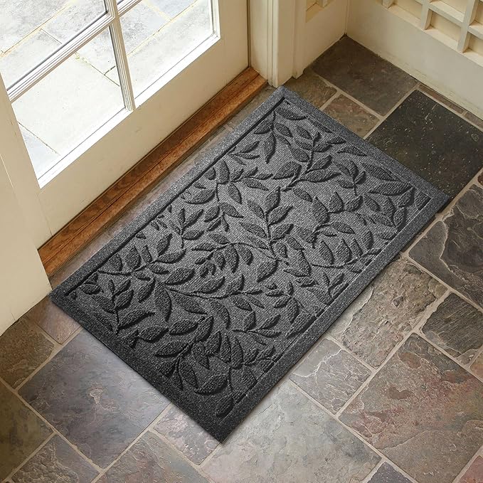 Grey Leaves Outdoor Indoor Entrance Doormats, Absorbent Durable Heavy Duty Welcome Front Door Mat,Thick Natural Rubber Back,Easy Clean Entryway Mat 17x30 Inch, Low Profile
