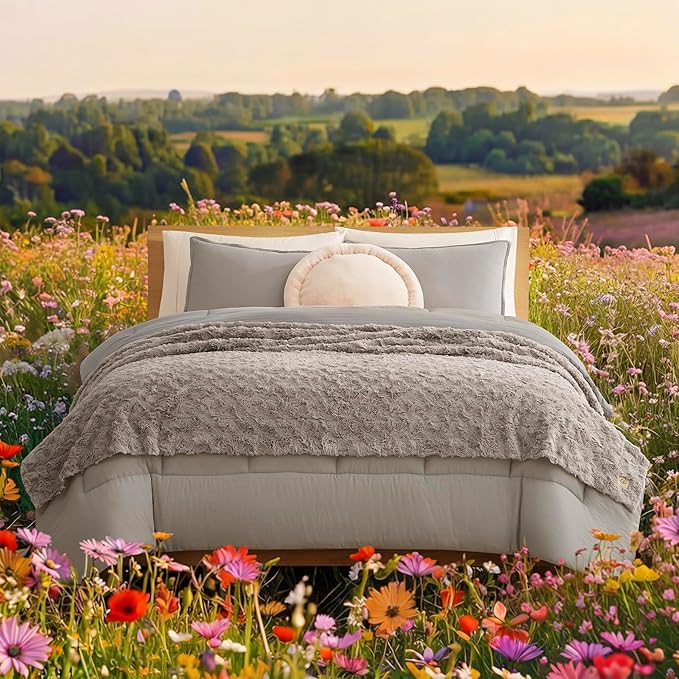 UGG Adalee Faux Fur King Blanket for Bed, Double-Sided Soft Blanket, Warm Large Throw for Couch, Washable California King Bedding, Luxury Bedroom Decor, 110" x 90", Oyster Brown