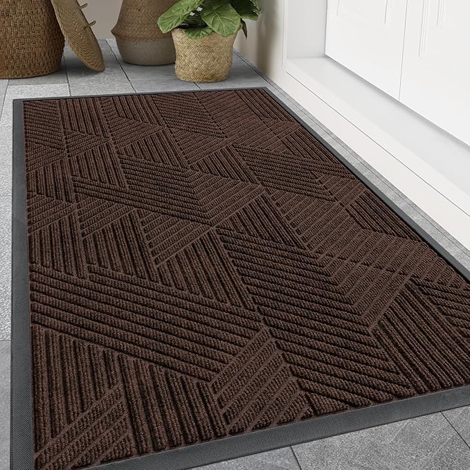 Smiry Front Door Mat Outside Entrance, Heavy Duty Sturdy Natural Rubber Doormat, Trap Dirt and Moisture, Easy Clean Low Profile Mats for Indoor Outdoor Entry, Irregular Triangle (47x32, Dark Brown)