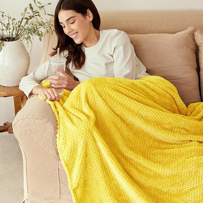 Exclusivo Mezcla Fleece Bed Blanket Twin Size, Super Soft and Warm Blankets for Couch, Sofa and Bed Waffle Textured, Cozy, Fuzzy and Lightweight (Vibrant Yellow, 90x66 Inches)