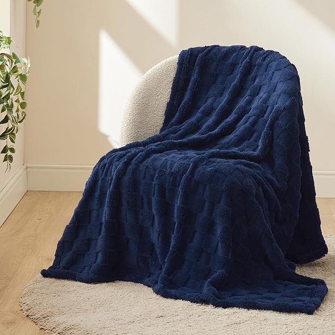 Bedsure GentleSoft Navy Throw Blanket for Couch - Super Soft Cozy Blankets Gifts for Kids Girls, Cute Small Fleece Throws for Bedroom Home Decor, 50x70 Inches