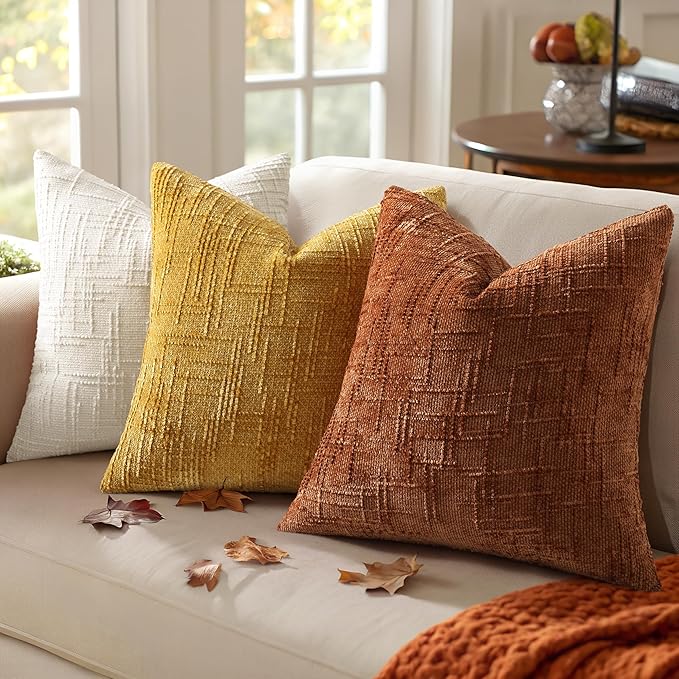 decorUhome Rust Chenille Throw Pillow Covers 20x20 Set of 2 Textured Soft Cozy Slubby Couch Pillow Covers Modern Farmhouse Boho Decorative Pillow Cases for Bed Sofa Living Room
