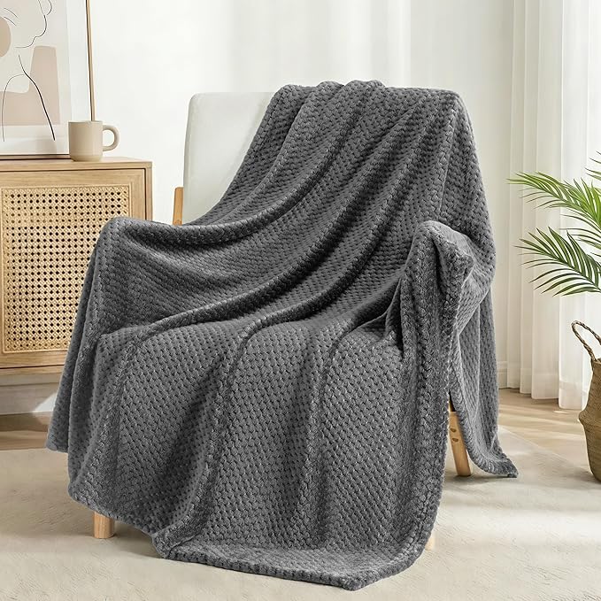 Exclusivo Mezcla Fleece Bed Blanket Twin Size, Super Soft and Warm Blankets for Couch, Sofa and Bed Waffle Textured, Cozy, Fuzzy and Lightweight (Dark Grey, 60x80 inches)