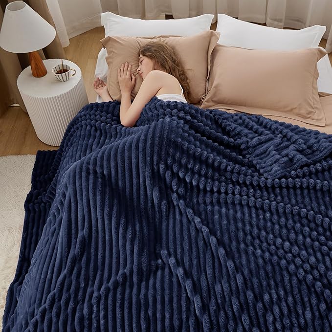 Bedsure GentleSoft Navy Blue Full Blanket for Bed - Cozy Soft Blankets for Women, Cute Large Throws for Girls, Navy, 84x90 Inches