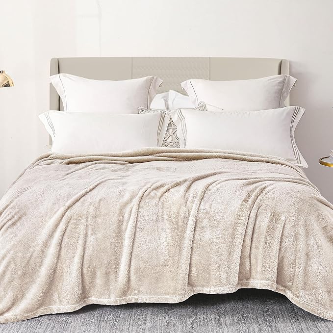 Exclusivo Mezcla Plush Fuzzy Fleece Bed Blanket Queen Size, Super Soft, Fluffy and Warm Blankets for Couch, Bed, All Season (Beige, 90x90 inches)