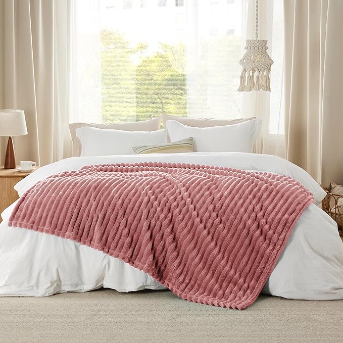 Bedsure GentleSoft Dusty Pink Twin XL Blanket for Bed - Cozy Soft Blankets for Women, Cute Small Fleece Throws for Girls, Birthday Gifts for Women Decor Gifts for Mom, 66x90 Inches