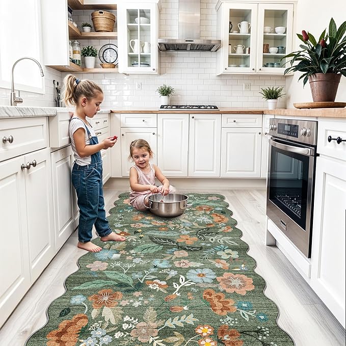 4x8 Washable Area Rug for Family: Stain Resistant Wide Floral Scalloped Kitchen Rug Soft Carpet for Entryway Bathroom Bedroom Farmhouse Living Room Floor Mat with Non Slip Backing(4x8, Floral/Green)