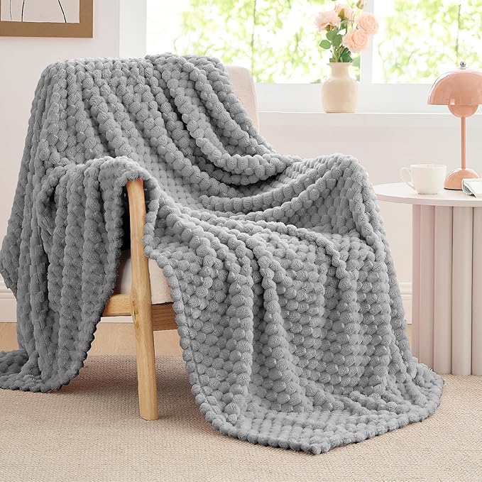 BEDELITE Fleece Throw Blanket for Couch & Bed - 3D Jacquard Decorative Grey Blanket, Super Soft and Cozy Warm Fuzzy Blanket All Seasons Suitable, 50x60Inches