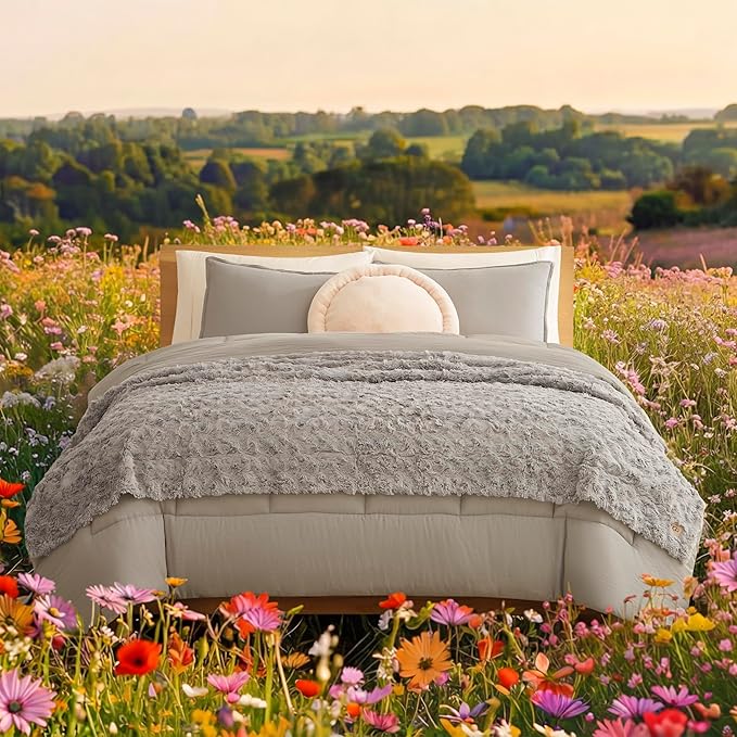UGG Adalee Faux Fur Full/Queen Blanket, Double-Sided Fluffy Blanket, Cozy Oversized Throw for Couch, Washable Bedding for Full or Queen Bed, Luxury Home Decor, 90" x 90", Seal Grey