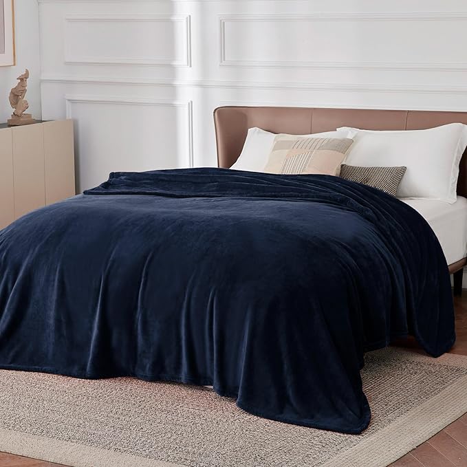 Bedsure GentleSoft Fleece Bed Blankets Full Size Navy - Soft Lightweight Plush Fuzzy Cozy Luxury Blanket Microfiber, 84x90 inches
