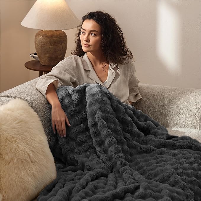 Bedsure 3D Fleece Bubble Blanket for Couch - GentleSoft Grey Throw Blanket for Sofa Bed Room Decor - Luxury Soft Cozy Gifts for Kids, Lightweight, All Seasons, Dark Grey, 50"×60"