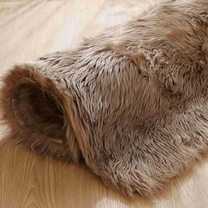 Goolela Faux Sheepskin Fur Area Rug 5x8 Light Brown Beige Fluffy Fuzzy Furry Shag Rug for Bedroom Living Room Washable Rectangle