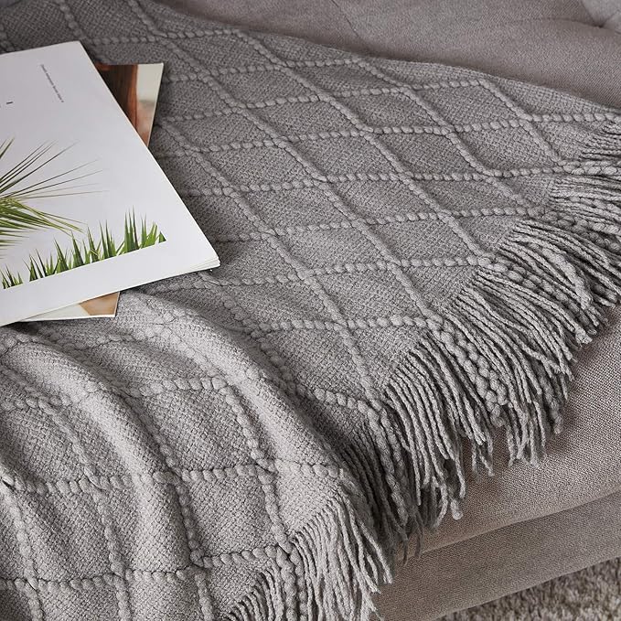 BOURINA Light Grey Throw Blanket 60x80 Inches Throw Textured Solid Soft Sofa Throw Couch Knitted Decorative Blanket