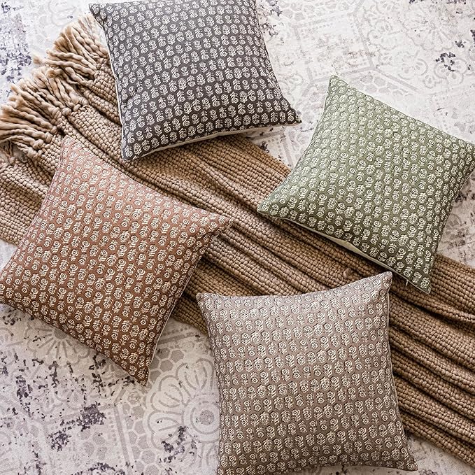 Foindtower Set of 2 Decorative Neutral Floral Print Throw Pillow Covers Vintage Accent Farmhouse Cushion Covers Boho Home Decor for Sofa Couch Chair Bedroom Living Room,20×20 Inch,Sage Green