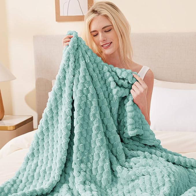 EXQ Home Fleece Blanket Twin Size for Couch or Bed - 3D Imitation Turtle Shell Jacquard Decorative Blankets - Cozy Soft Lightweight Fuzzy Flannel Blanket Suitable for All Seasons(60"×80",Cyan-Blue)