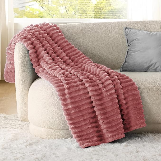 Bedsure GentleSoft Dusty Pink Fleece Twin Blanket for Couch - Cozy Soft Blankets for Women, Cute Small Throws for Girls, 60x80 Inches