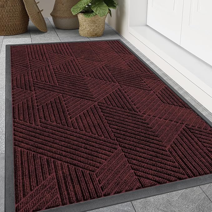 Smiry Front Door Mat Outside Entrance, Heavy Duty Sturdy Natural Rubber Doormat, Trap Dirt and Moisture, Easy Clean Low Profile Mats for Indoor Outdoor Entry, Irregular Triangle (47x32, Dark Red)
