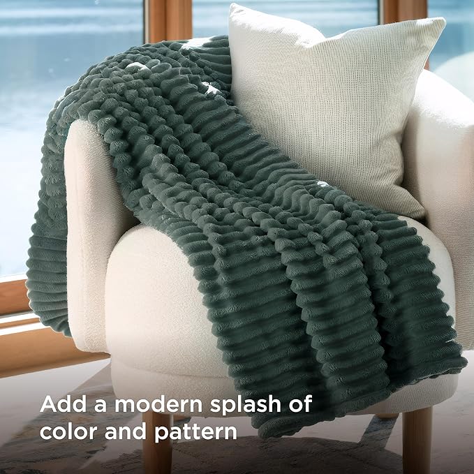 Bedsure GentleSoft Mallard Green Twin Blanket for Bed - Cozy Soft Blankets for Women, Cute Large Throws for Girls, 66x90 Inches