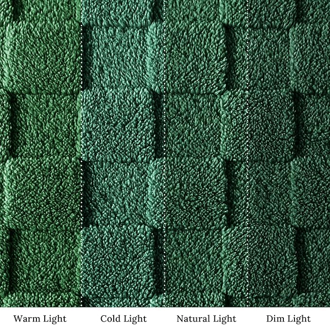 Exclusivo Mezcla Queen Size Flannel Fleece Blanket, Super Soft and Warm Lightweight Checkered Pattern Blankets for All Seasons, 90x90 Inches, Forest Green