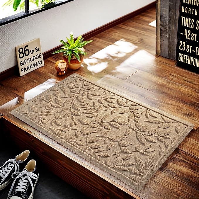 Beige Leaves Outdoor Indoor Entrance Doormats, Absorbent Durable Heavy Duty Welcome Front Door Mat,Thick Natural Rubber Back,Easy Clean Entryway Mat 17x30 Inch, Low Profile