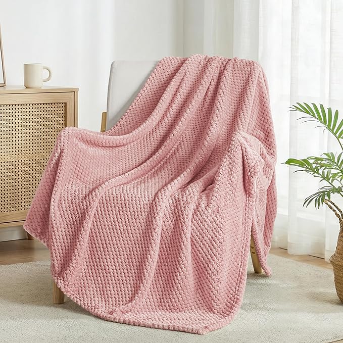 Exclusivo Mezcla Fleece Throw Blanket Extra Large, Super Soft and Warm Blankets for Couch, Sofa and Bed Waffle Textured, Cozy, Fuzzy and Lightweight (Dusty Pink, 50x70 Inches)