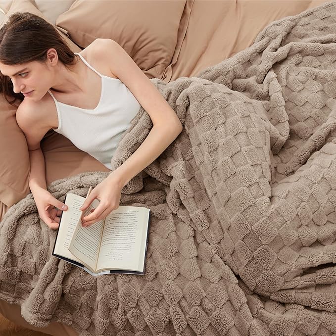 Bedsure GentleSoft Full Size Blankets for Bed Light Brown - Super Soft Cozy Fleece Blanket for Kids Girls, Large Fuzzy Throws for Bedroom Decor, 84x90 Inches