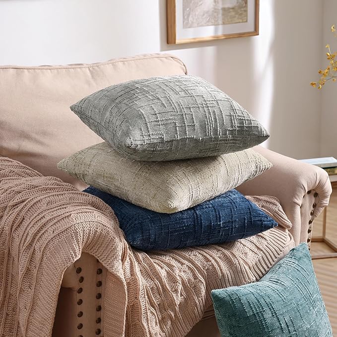 decorUhome Neutral Grey Chenille Throw Pillow Covers 18x18 Set of 2 Textured Soft Cozy Slubby Couch Pillow Covers Modern Farmhouse Boho Decorative Pillow Cases for Bed Sofa Living Room