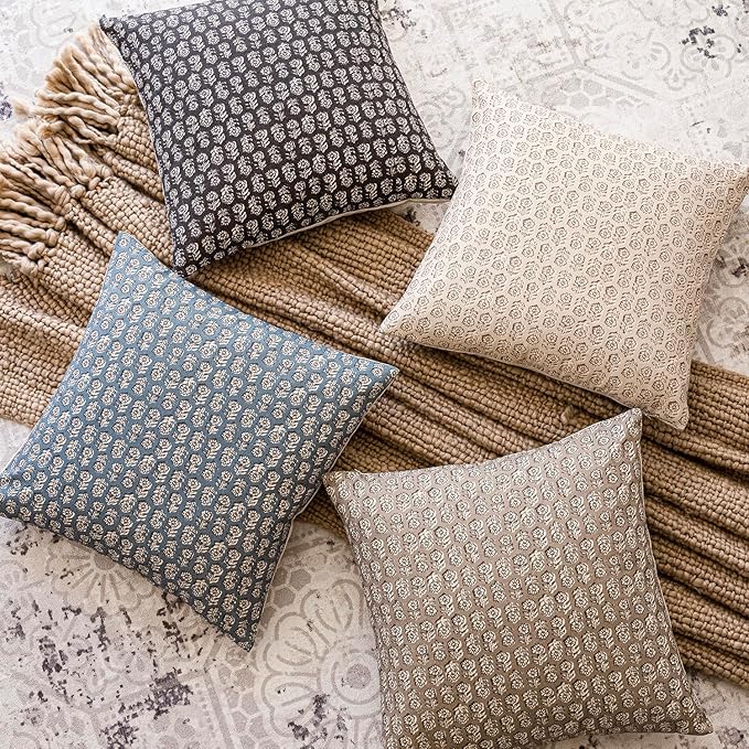 Foindtower Set of 2 Decorative Neutral Floral Print Throw Pillow Covers Vintage Accent Farmhouse Cushion Covers Boho Home Decor for Sofa Chair Couch Bedroom Living Room,18×18 Inch,Ivory Beige