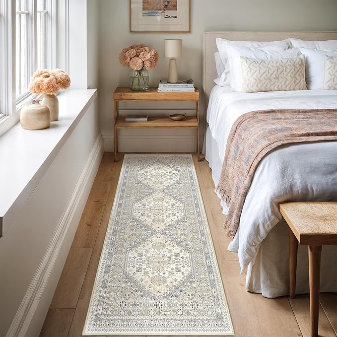 Kitchen Runner Rug Non Slip Washable 2.5x8, Soft Low Pile Entryway Rug Runners for Hallways,Carpet Runner for Living Room,Kitchen, Laundry, Bathroom(Beige,2.5'x8')