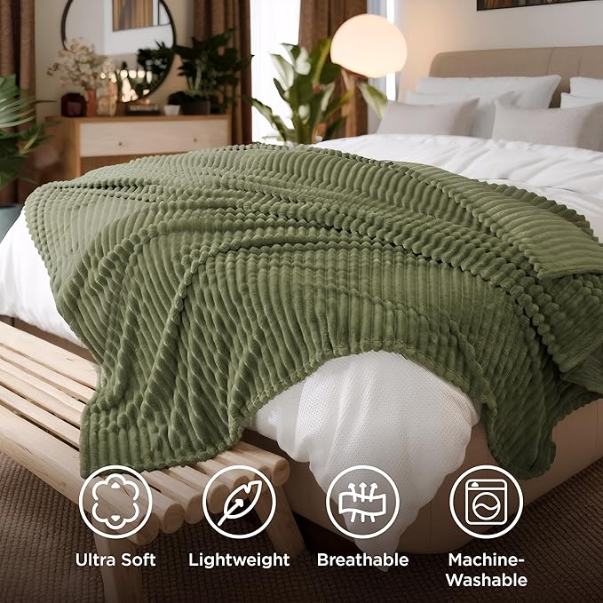 Bedsure GentleSoft Fleece King Blanket for Couch - Cozy Soft Blankets for Women, Cute Small Throws for Girls, Moss, 108x90 Inches
