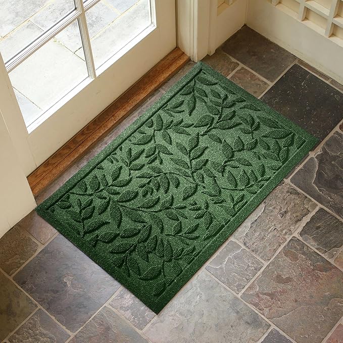 Green Leaves Outdoor Indoor Entrance Door mat, Absorbent Durable Heavy Duty Welcome Front Door Mat,Thick Natural Rubber Back,Easy Clean Entryway Mat 17x30 Inch, Low Profile