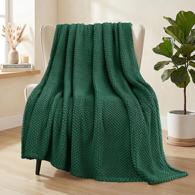 Whale Flotilla Extra Large Fuzzy Fleece Throw Blanket for Couch, 50x70 Inch Fluffy Warm Soft Jacquard Blankets for All Season, Lightweight and Cozy, Emerald Green