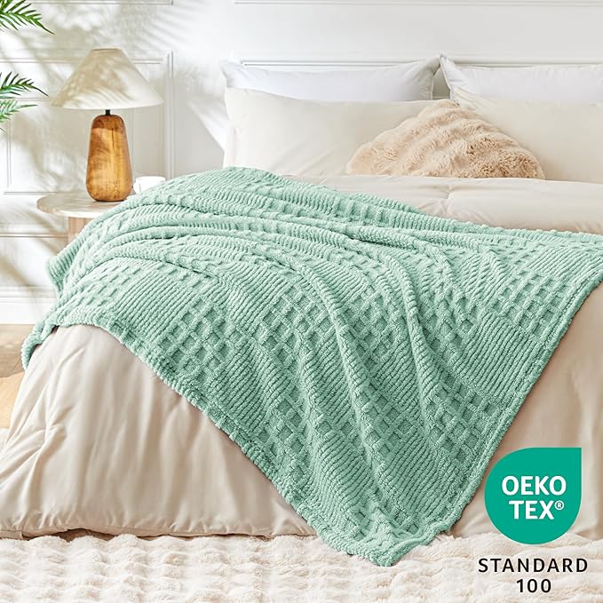 EXQ Home Fleece Throw Blanket for Couch or Bed - 3D Waffle Patchwork Pattern Jacquard Decorative Blankets - Cozy Soft Fuzzy Flannel Blanket Suitable for All Seasons(50"×60",Sage Green)