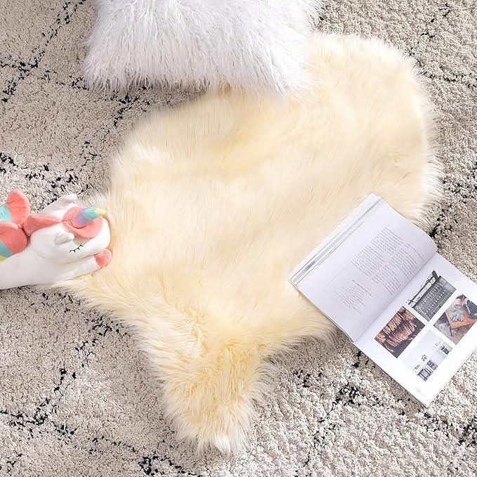 MIULEE Fluffy Rug Soft Shaggy Faux Fur Area Rug Luxury Plush Sheepskin Carpet for Bedroom Living Room Sofa Chair 2 x 3 Feet, Light Yellow