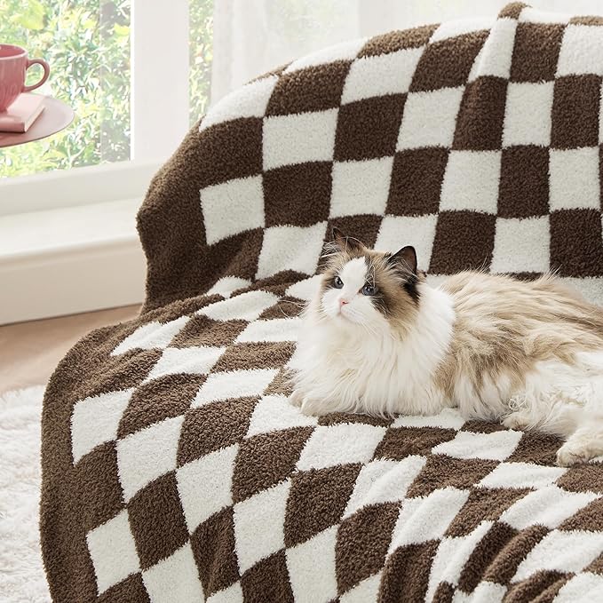 Bedsure Gentlesoft Checkered Twin Blanket for Couch - Soft Cozy & Warm Knit Brown Throw Blanket, Breathable, Lightweight & Fluffy Plaid Blankets for Bed & Sofa, Gifts for Women Men, 60x80 Inches