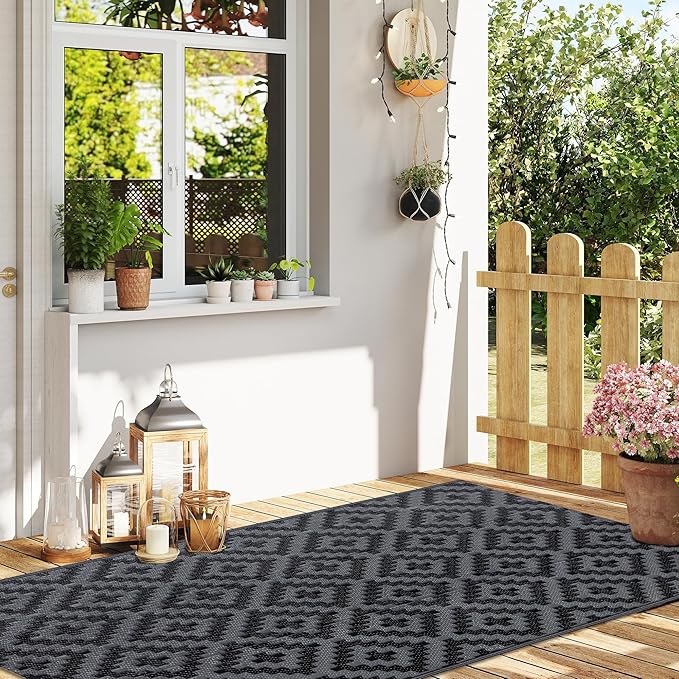 Outdoor Rug 3 x 5 Ft Reversible Black Grey Lattice Polypropylene