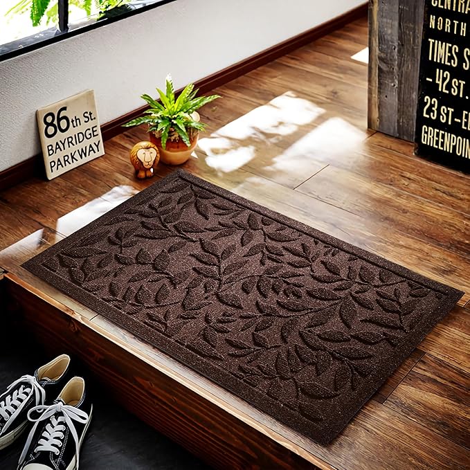 Coffee Brown Leaves Fall Outdoor Indoor Entrance Doormats, Absorbent Durable Heavy Duty Welcome Front Door Mat,Thick Natural Rubber Back,Easy Clean Entryway Mat 17x30 Inch, Low Profile