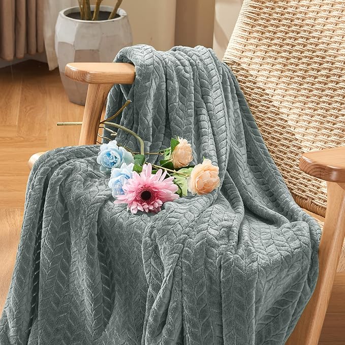 inhand Grey Fleece Twin Blanket, Super Soft Flannel Cozy Blankets for Adults, Lightweight Leaves Pattern Fuzzy Blanket for Couch Sofa Bed Office, Warm Plush Blankets for All Season, 60x90 Inches