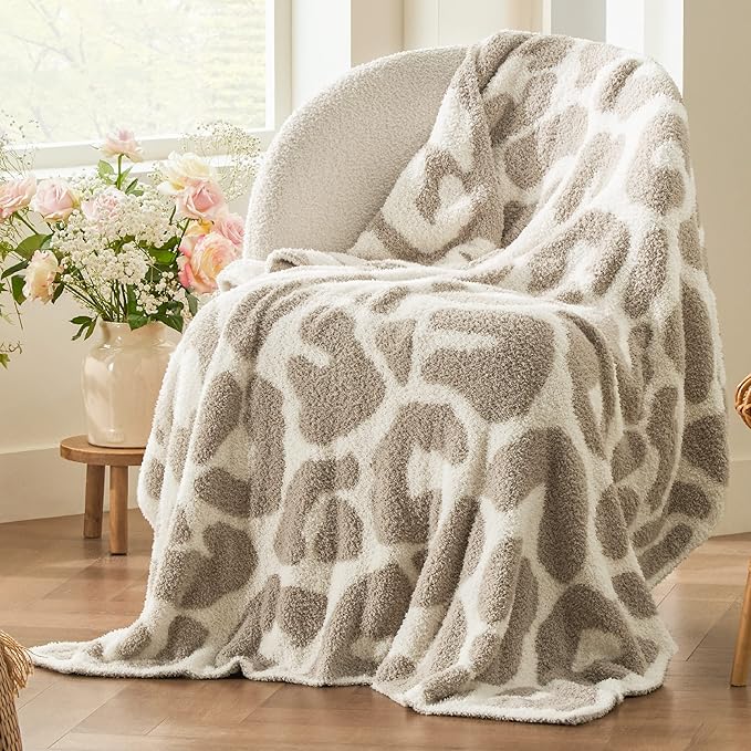 Bedsure Leopard Throw Blanket for Couch, Cheetah Print Knit Fall Gifts Blanket - Super Soft, Cozy & Warm, GentleSoft, Breathable & Lightweight for Bedding Sofa, Khaki, 50x60 Inches
