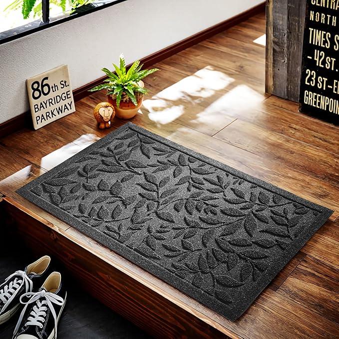 Grey Leaves Outdoor Indoor Entrance Doormats, Absorbent Durable Heavy Duty Welcome Front Door Mat,Thick Natural Rubber Back,Easy Clean Entryway Mat 17x30 Inch, Low Profile