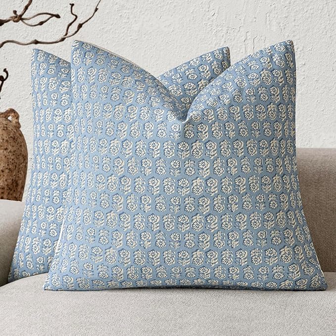 Foindtower Set of 2 Decorative Vintage Floral Print Throw Pillow Covers Neutral Modern Farmhouse Cushion Covers Boho Home Decor for Sofa Couch Chair Bedroom Living Room Outdoor,22×22 Inch,Powder Blue