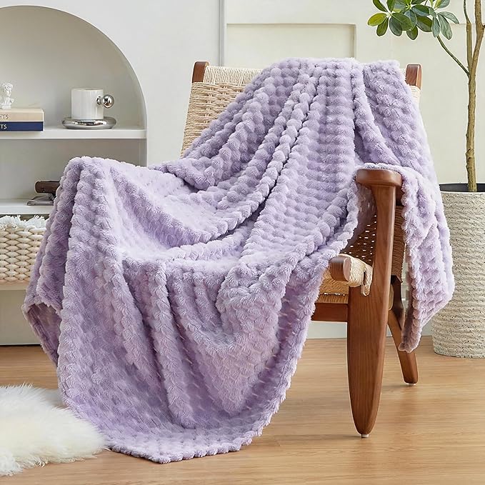 EXQ Home Fleece Throw Blanket for Couch or Bed - 3D Imitation Turtle Shell Jacquard Decorative Blankets - Cozy Soft Lightweight Fuzzy Flannel Blanket Suitable for All Seasons(50"×60",Light Purple)
