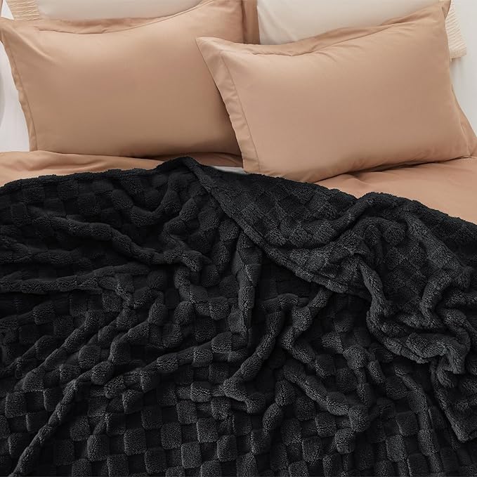 Bedsure GentleSoft Blankets Queen Size for Bed - Super Soft Cozy Blanket for Kids Girls, Large Fuzzy Fleece Throw for Bedroom Decor, Black, 90x90 Inches