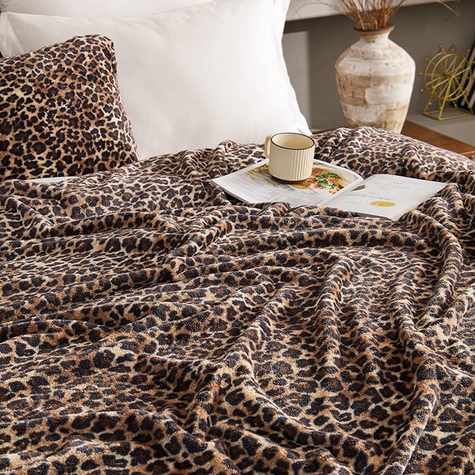 BEDELITE Fleece Blanke for Couch & Bed Leopard Print Throw Blanket – Soft Cheetah Blanket, Cozy Lightweight Fleece Animal Print Throw, 60"x 80", Brown